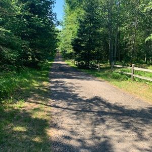 Meet your Posher, Eden